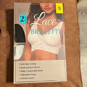NWT Felina Lace Bralette 2 in package . Size Small